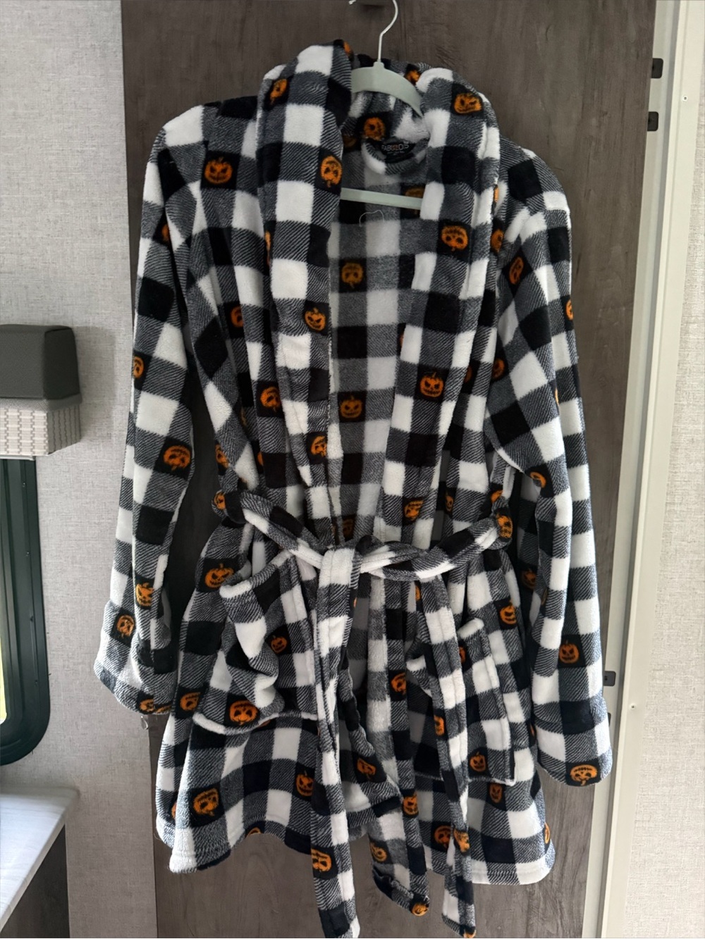 Halloween Cozy Black & White Buffalo Plaid Fleece Robe with Pumpkin Print